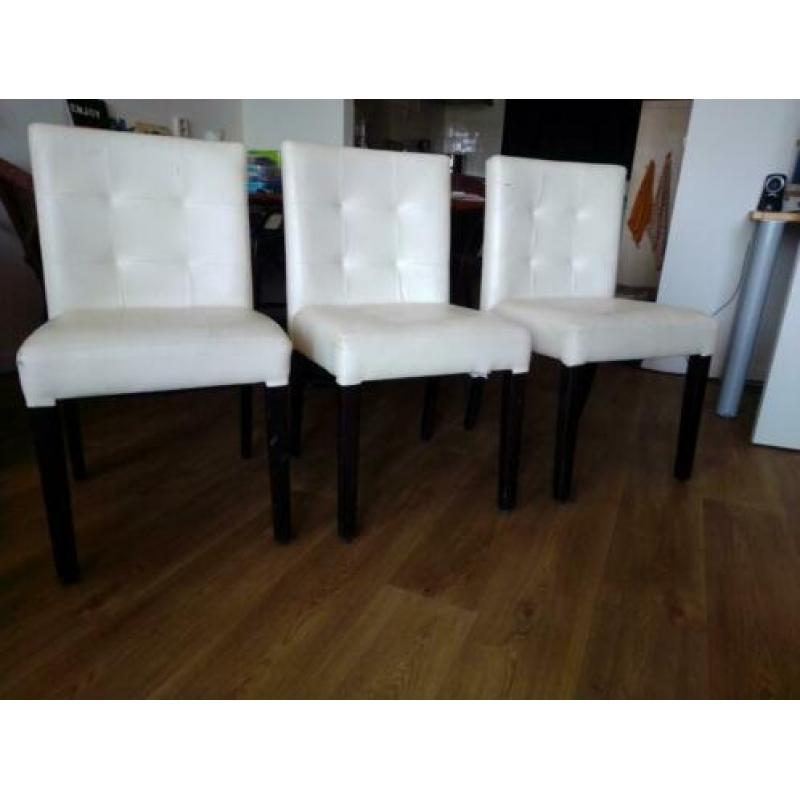 3 skaileren stoelen