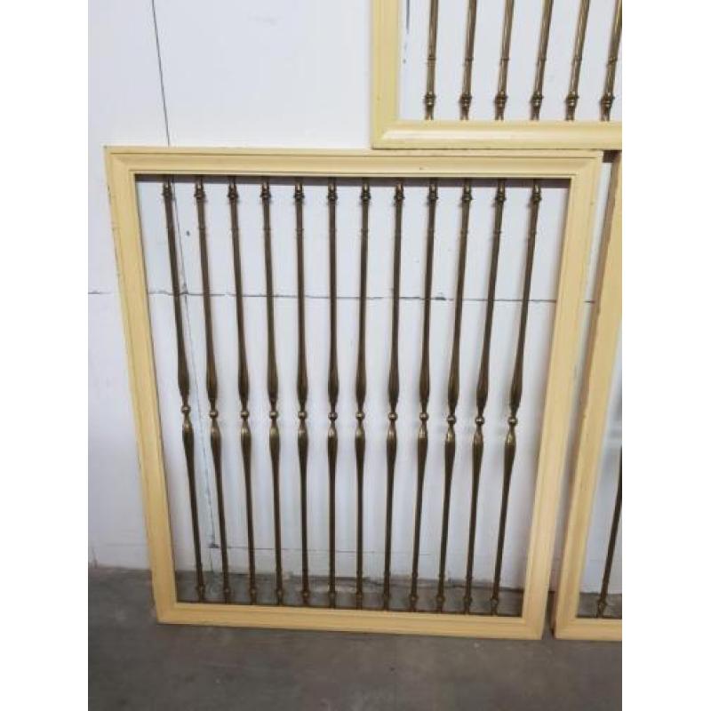 3 messing frames uit de jaren 50/60, €395,-.