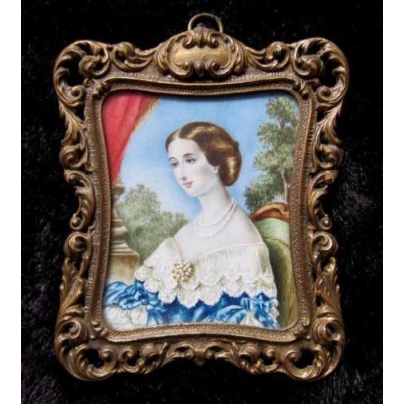 ====1880=miniatuurportret in koperen lijst=1880===