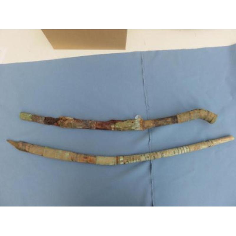 Zwaarden / katana zuid oost azie 17e - 19e eeuw bodemvondste