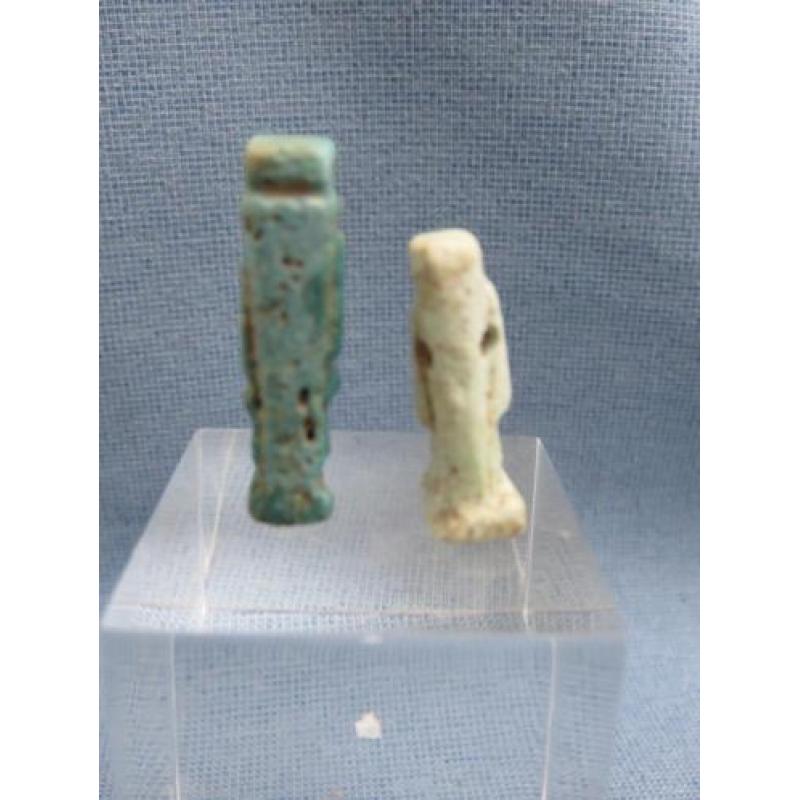 Egyptische amuletten ca. 2600/3000 jaar oud - bodemvondsten