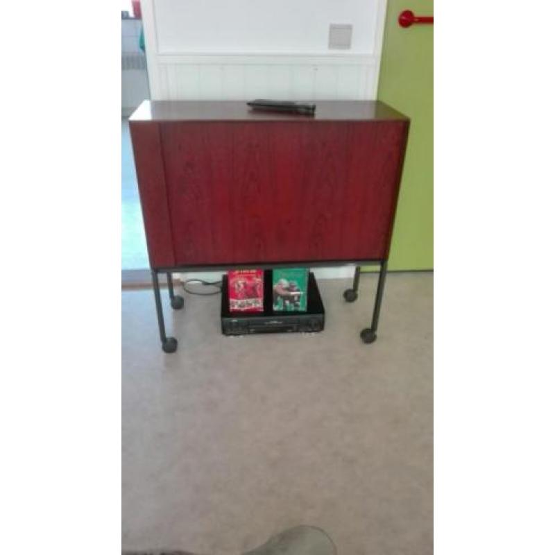 Bang & Olufsen Beovision 9002 retro vintage