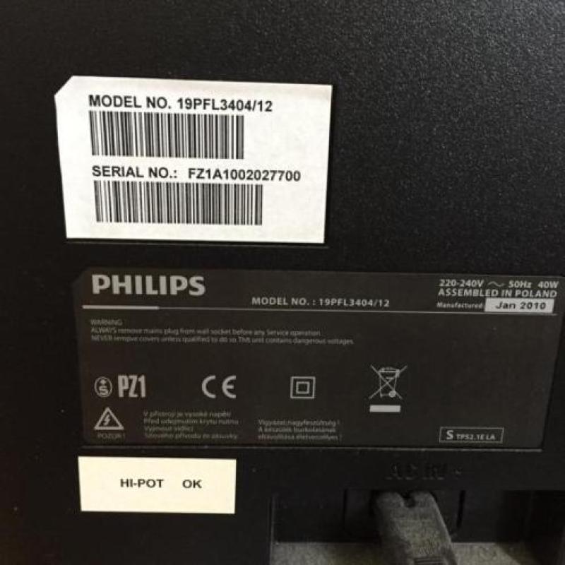 Philips tv model no.: 19PLF3404/12