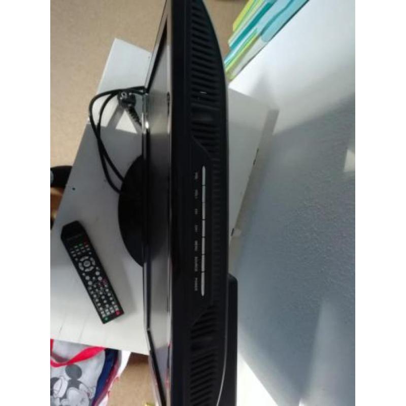 19 inch LCD TV met ingebouwde dvd speler
