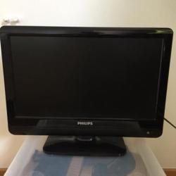 Philips tv model no.: 19PLF3404/12