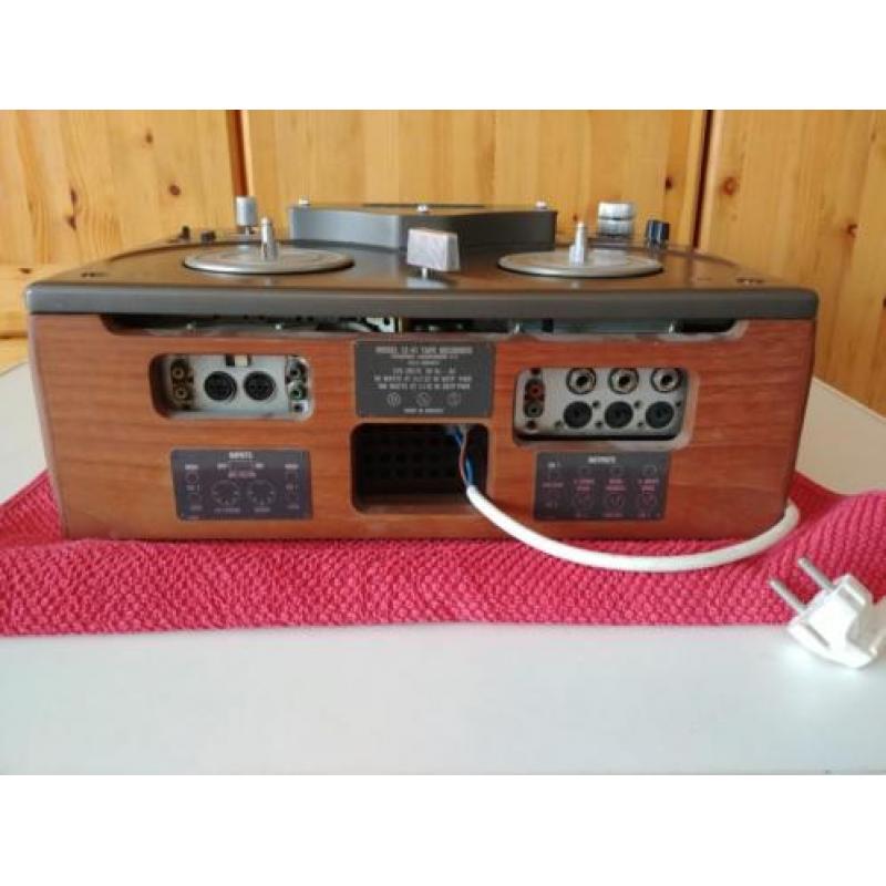 Tandberg 64X Stereo tape recorder-Vintage reel to reel playe