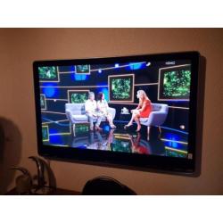 Led tv Sharp aquos 138.8 55 inch scherm chromecast en beugel
