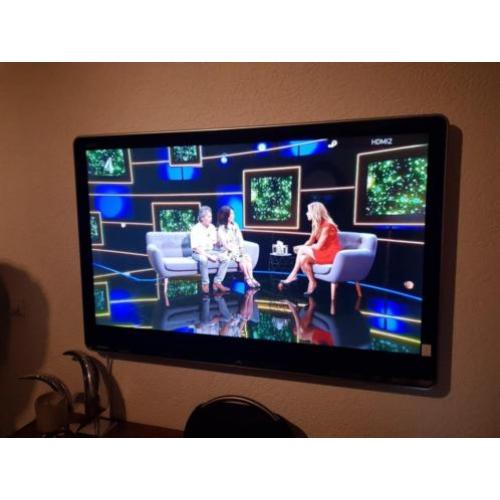 Led tv Sharp aquos 138.8 55 inch scherm chromecast en beugel