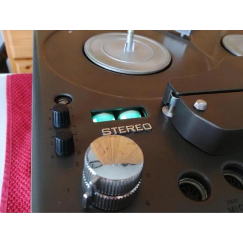 Tandberg 64X Stereo tape recorder-Vintage reel to reel playe