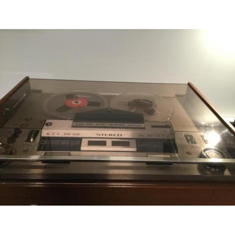 Vintage grundig tape recorder