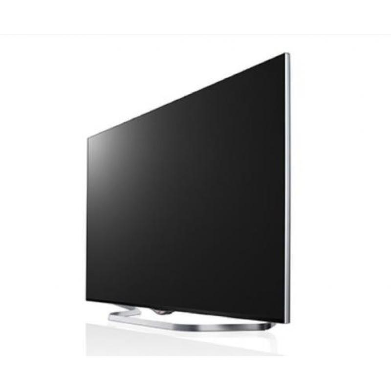 LG 55 inch smart tv met 3D en 4K.