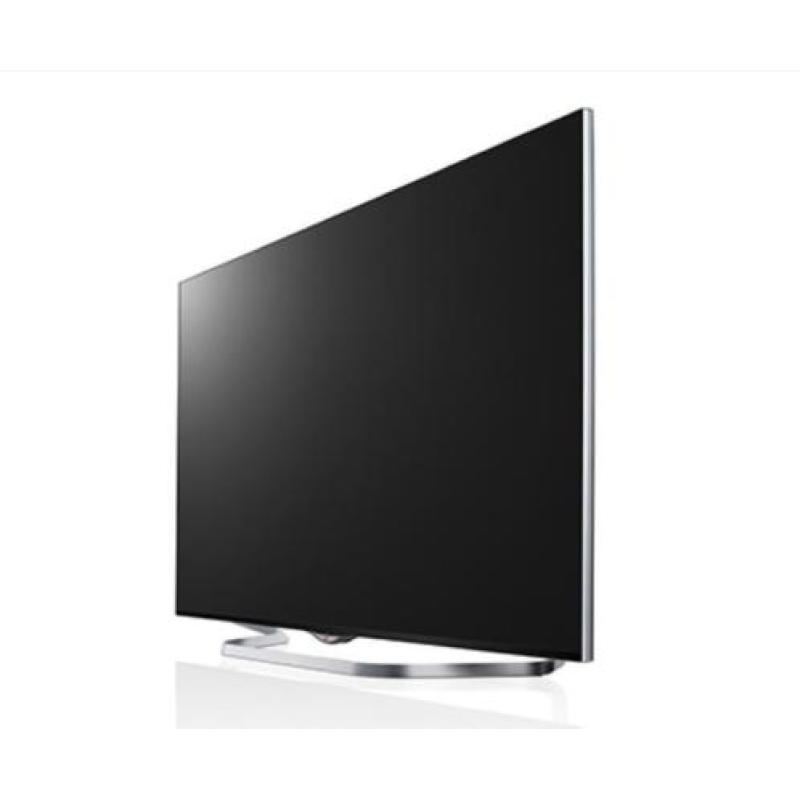 LG 55 inch smart tv met 3D en 4K.