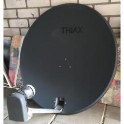 Triax 70cm satellietschotel met gratis decoder