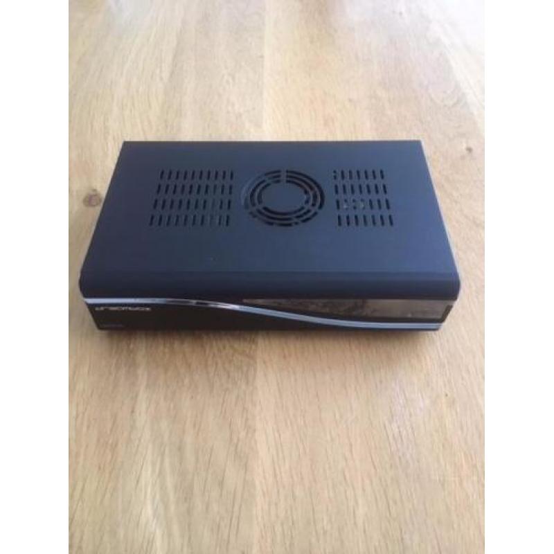 Dreambox 820 HD met 2 sat tuners z.g.a.n. met garantiebon