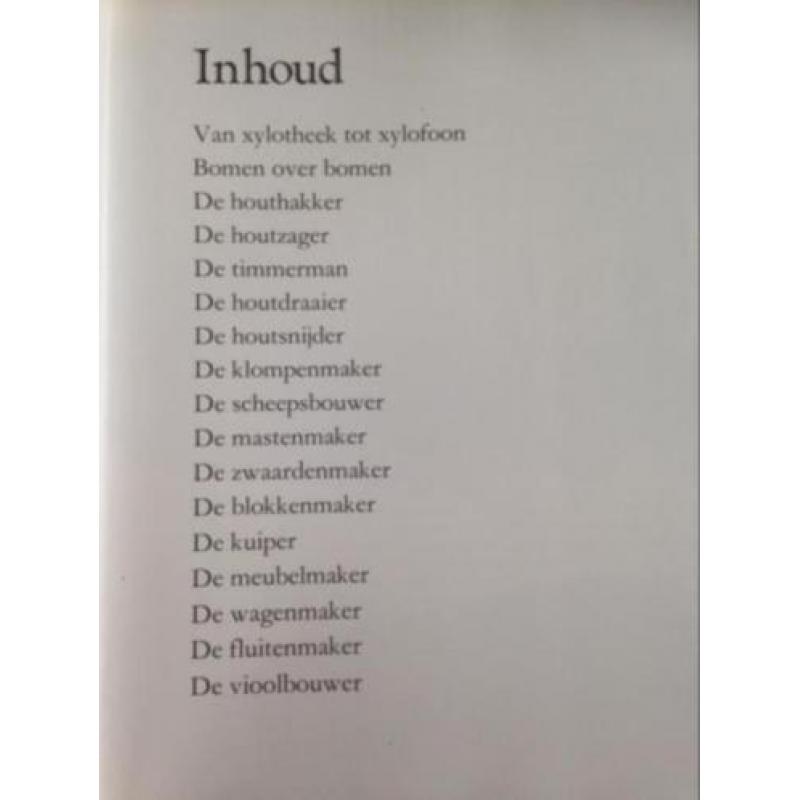 Met beide handen.Uit 't goede hout gesneden. F. J. Weijs