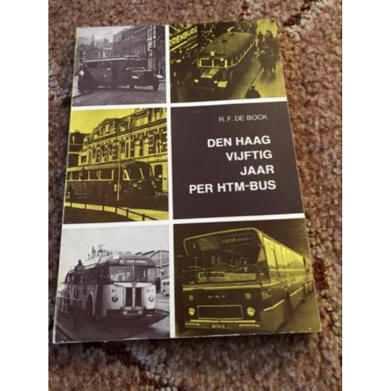 Boeken nederland 20 ste eeuw en 2x DEN HAAG s, gravenhage