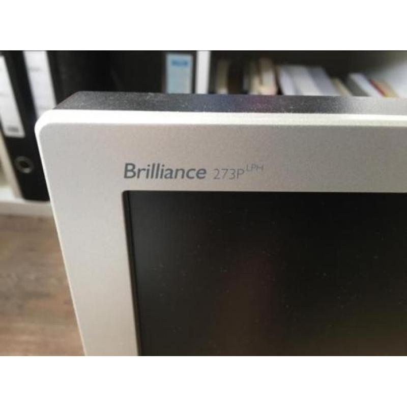 Philips Brillance 273P. HDMI
