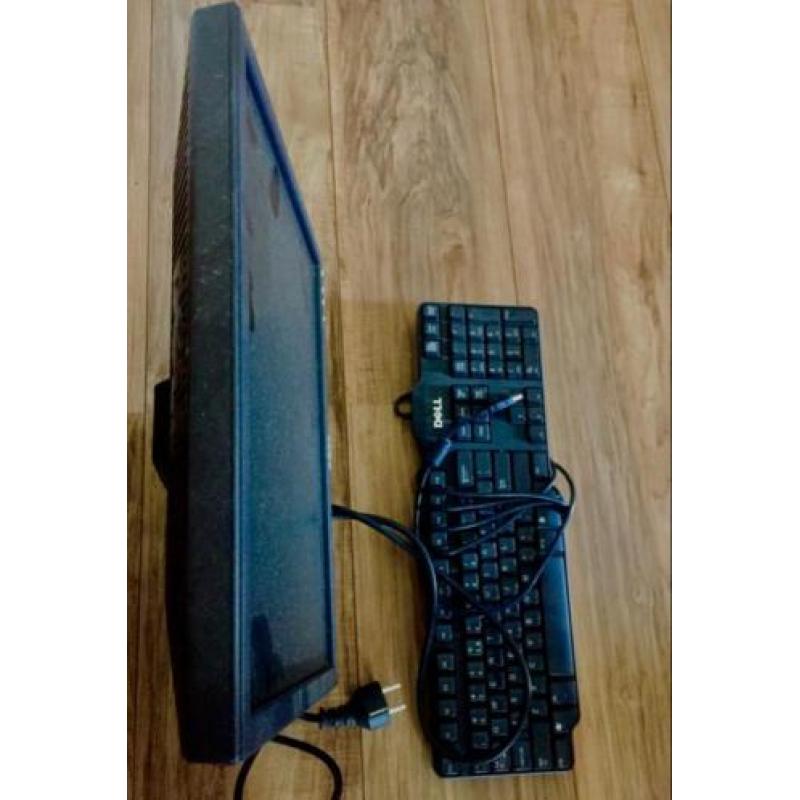 Pc monitor scherm 17 / type bord
