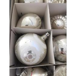 Oude kerstballen