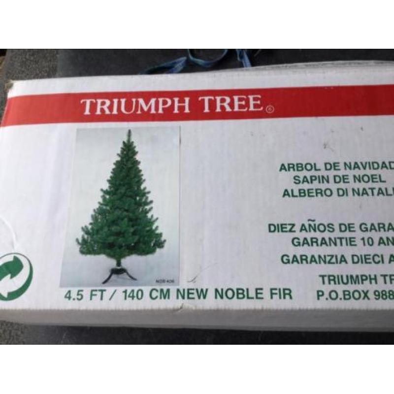 Kunstkerstboom Triumph Tree met lichtjes