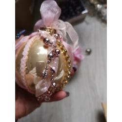 3 Romantische kerstballen met frutsels
