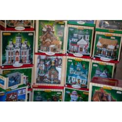 Lemax kerstdorp met veel huisjes te koop