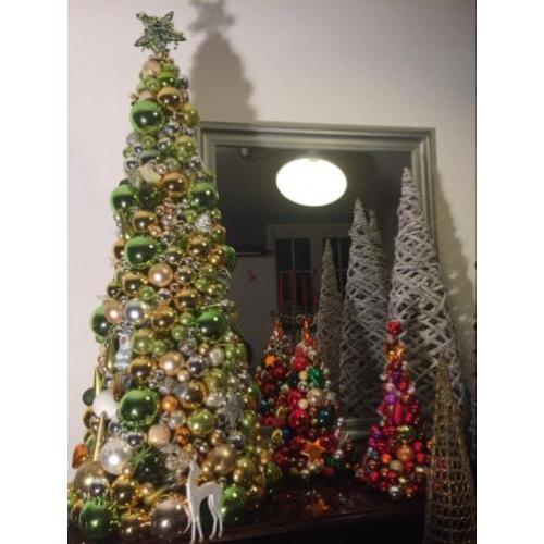 Prachtige kunst kerstbomen