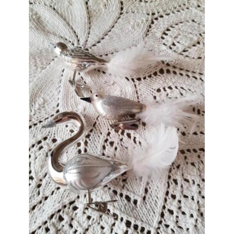 3 brocante zilverkleurige kerstballen vogel/zwaan/kerst