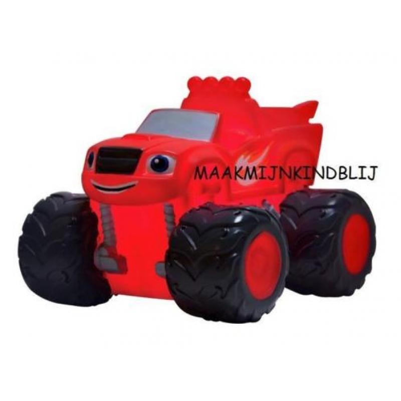 Blaze en de Monsterwielen behang rol van 10meter nog 8 rol
