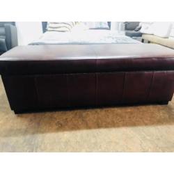 Schapenleer grote poef origineel schapenleder €999