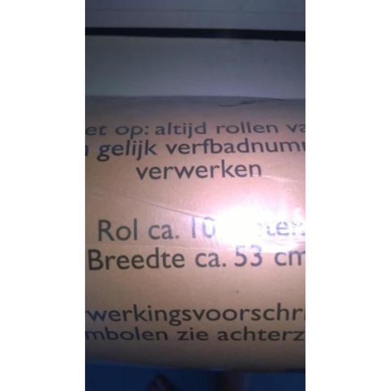 behang, kleur; oud roze