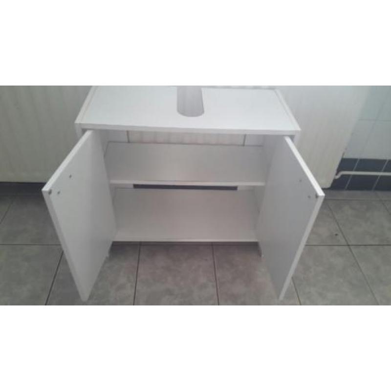 Kastje voor onder wasbak