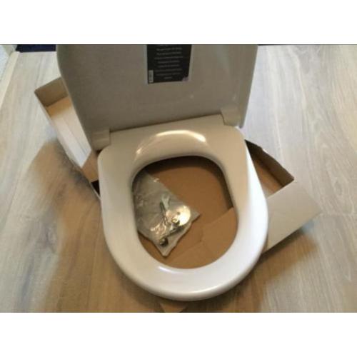 Villeroy & Boch toiletbril subway 2.0 pergamom