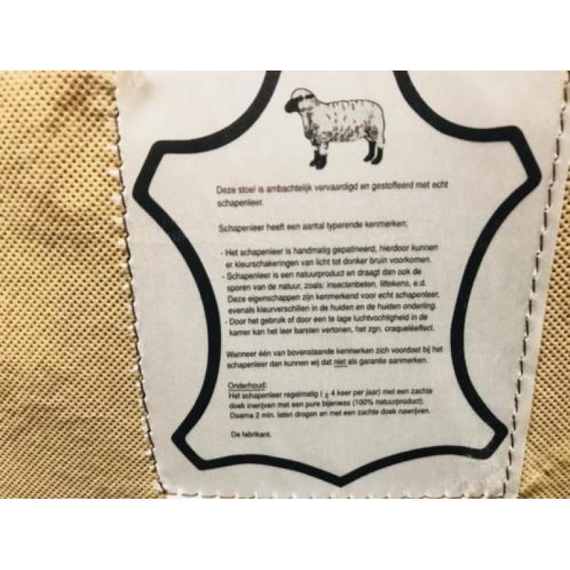 Schapenleer grote poef origineel schapenleder €999