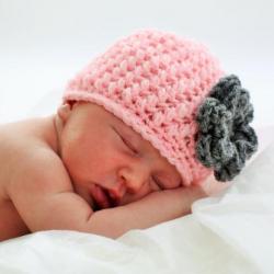 Gehaakte baby beanie klotjes van Moossie kinderkleding