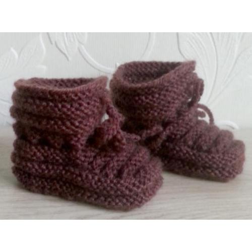 Bruine Baby Booties maat 0-3 maanden
