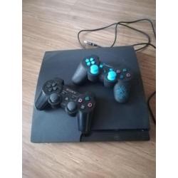 PS3 compleet met 2 controllers