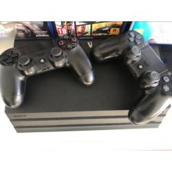 Playstation 4 PRO 2 controllers 3 games doos en garantie