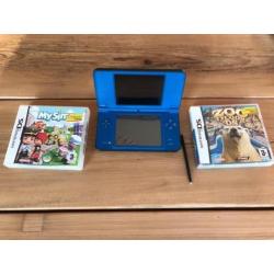 Nintendo DSi XL blauw inclusief 2 spellen