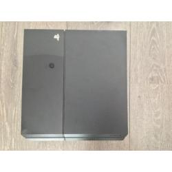 PS4 + 8 games + PS Camera + mono headset!