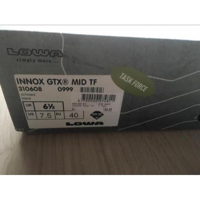 Nieuwe Lowa innox gore-tex all black wandelschoenen