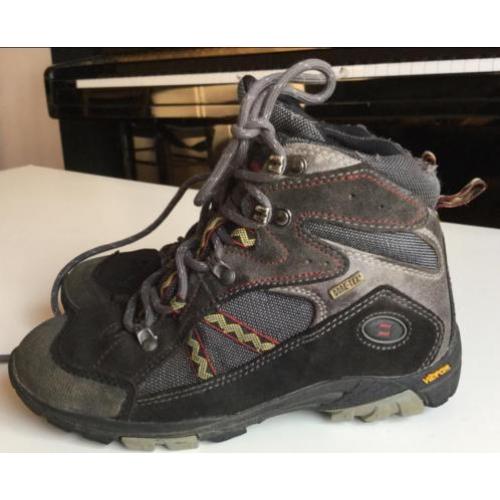 WANDELSCHOENEN / BERGSCHOENEN, GORETEX, VIBRAM ZOOL, maat 36