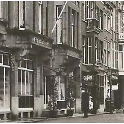 Den Haag restaurant Saur aan Lange Voorhout 1950